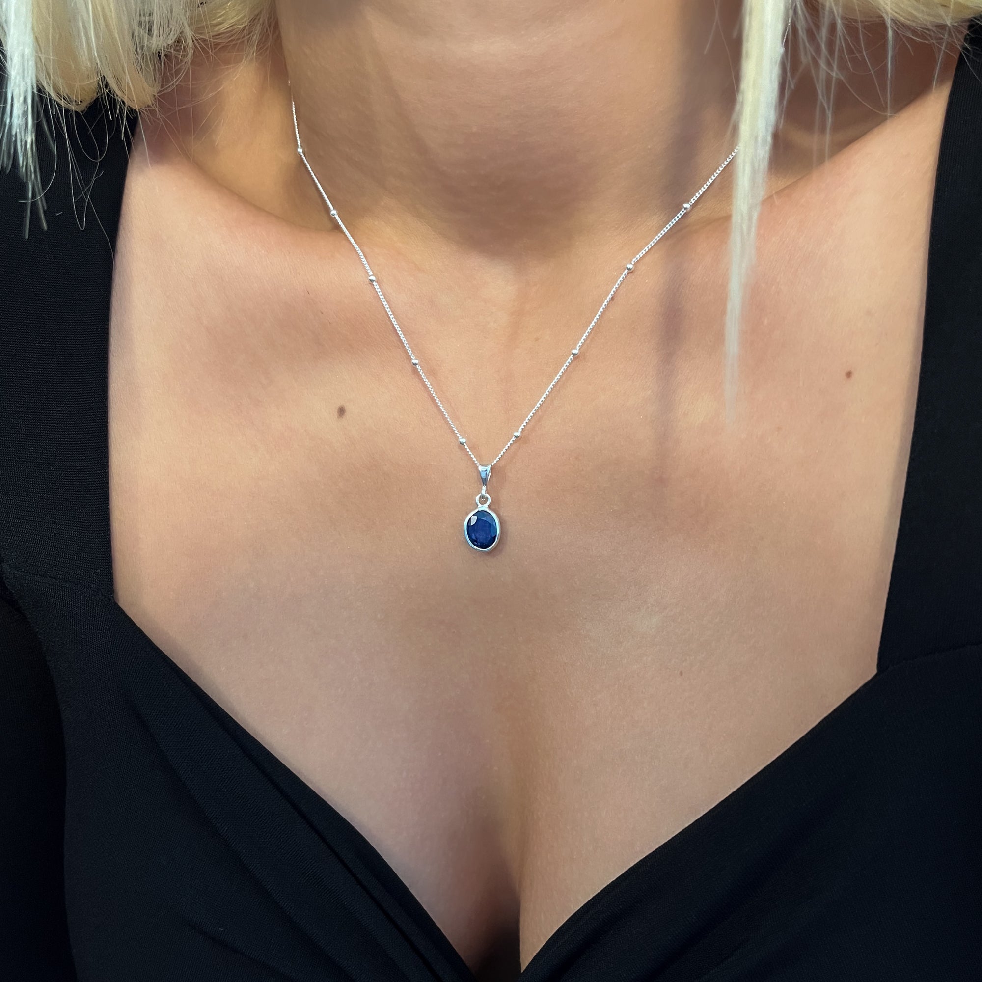 One of A Kind | Safir Kolyesi