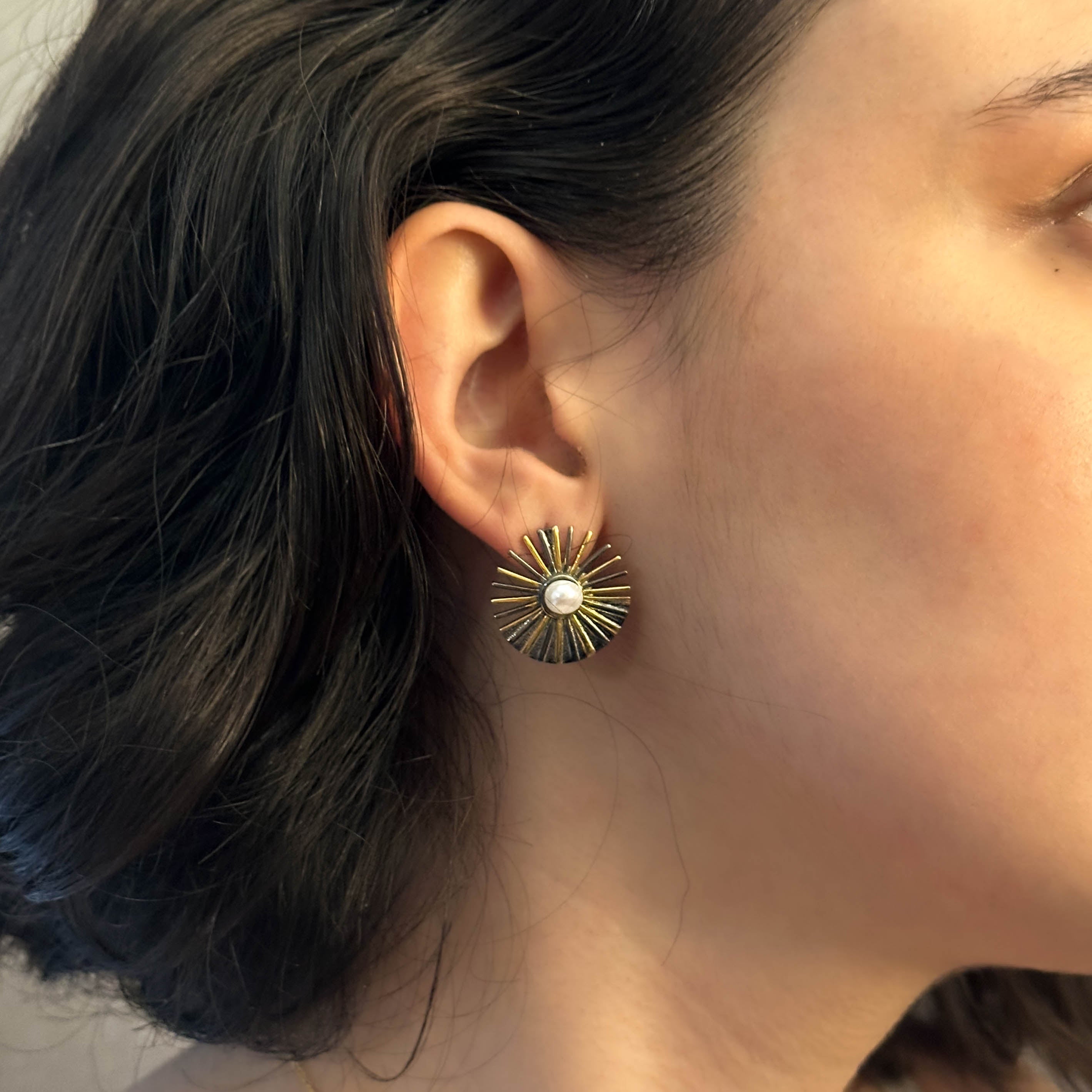 Sun Will Rise Küpesi